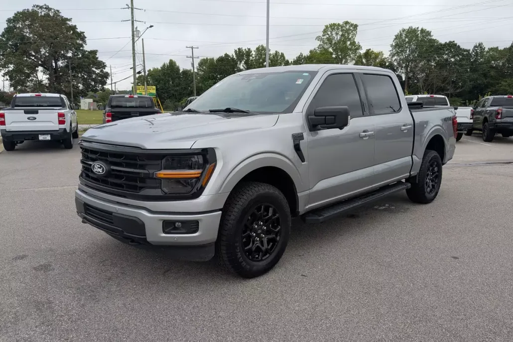 2024 Ford F-150 XLT photo 1