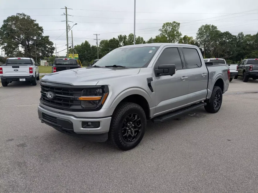 2024 Ford F-150 XLT photo 1