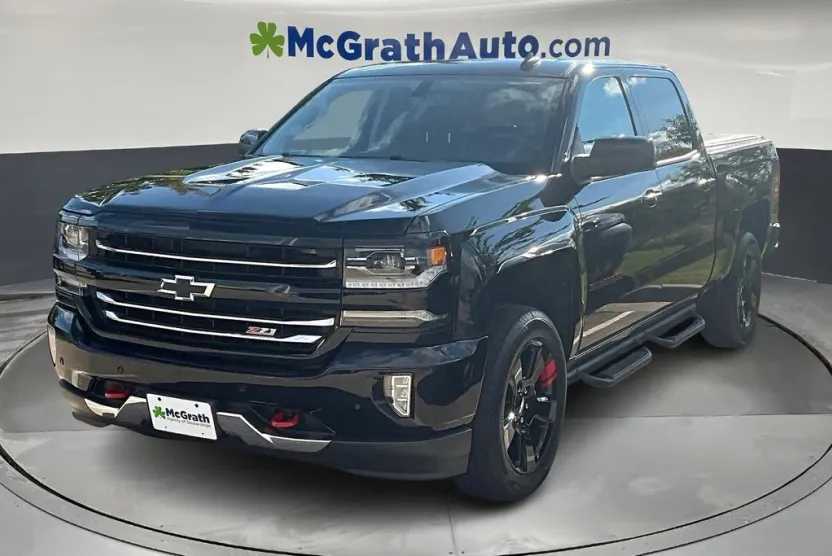 2018 Chevrolet Silverado 1500 LTZ photo 1