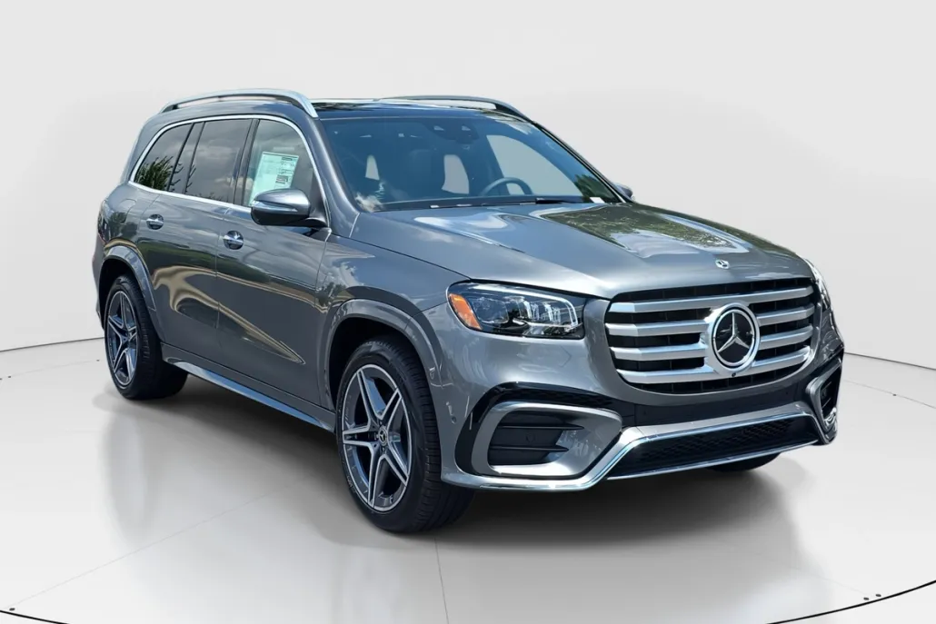 2025 Mercedes Benz GLS 450 4MATIC photo 1