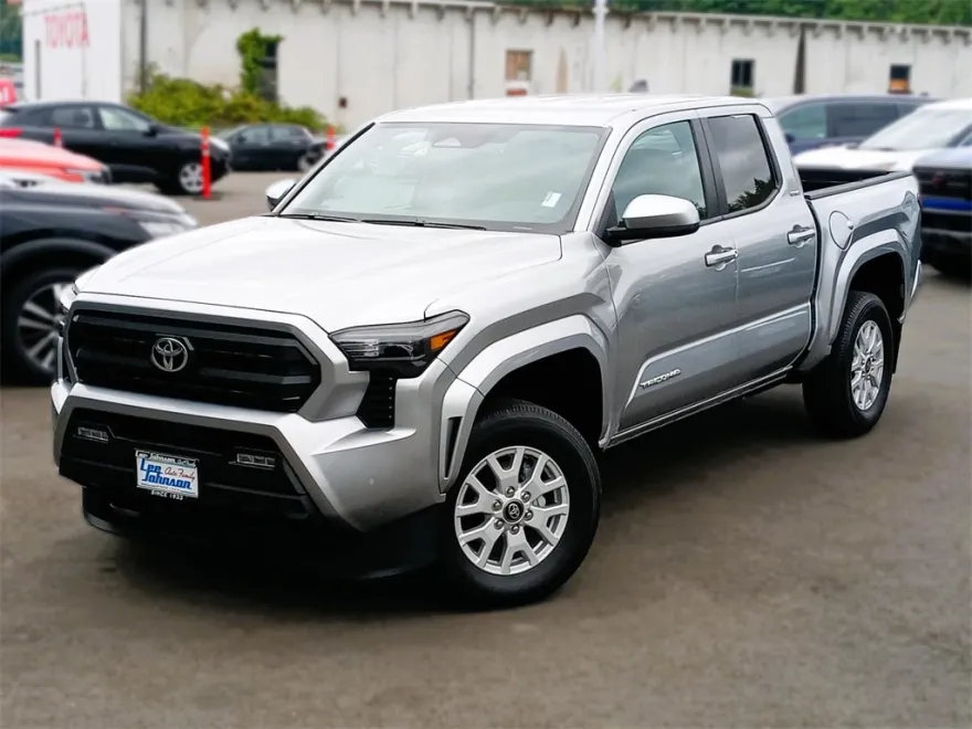 2024 Toyota Tacoma 4x4 SR5 Double Cab photo 1