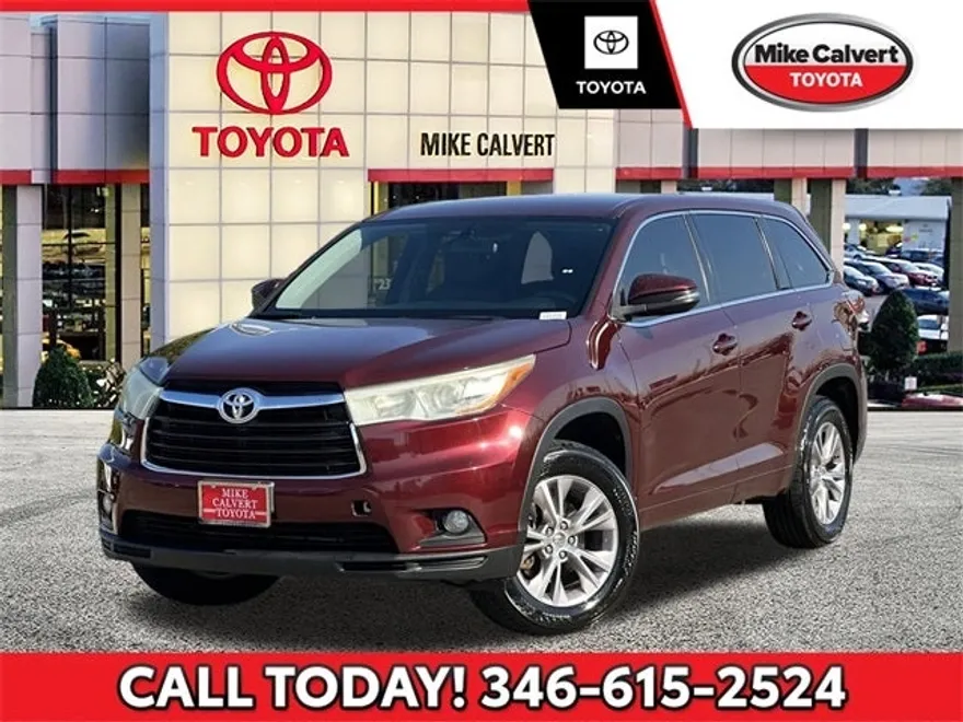 2015 Toyota Highlander LE Plus photo 1