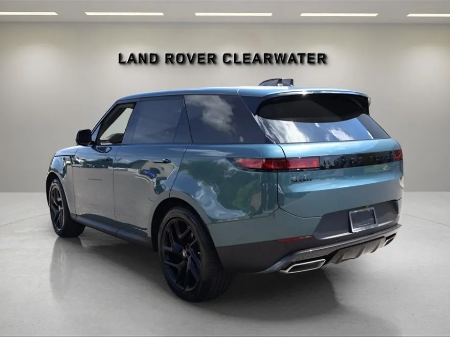 2025 Land Rover Range Rover Sport SE photo 1