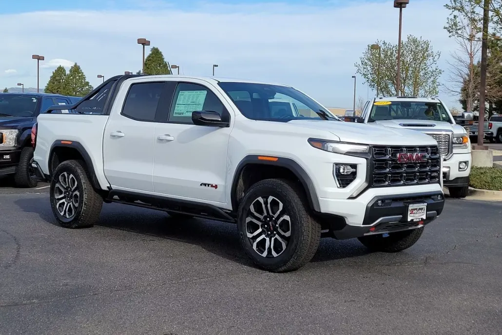 2025 Gmc Canyon AT4 photo 1