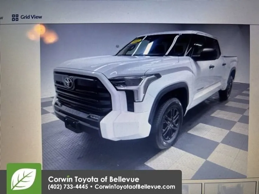 2022 Toyota Tundra SR5 CrewMax photo 1