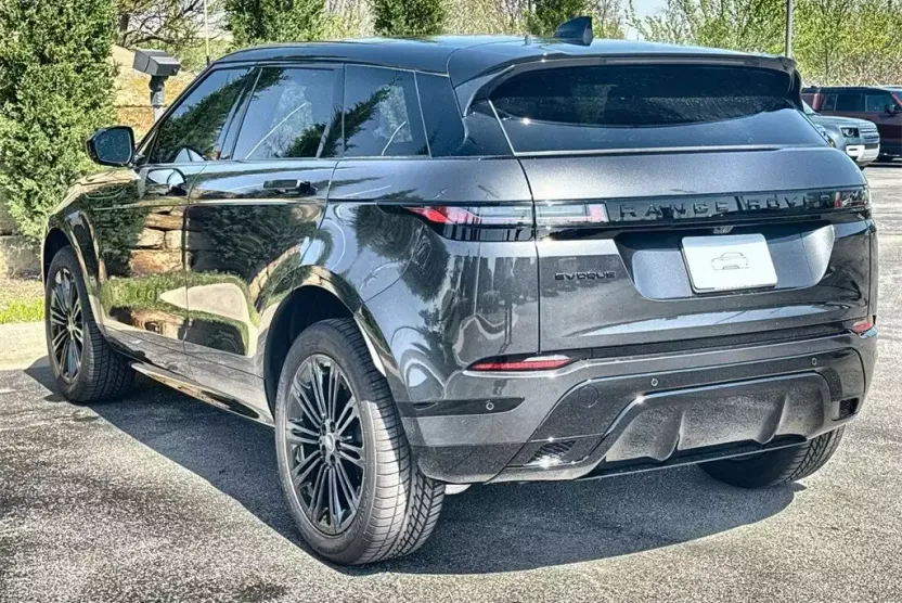 2024 Land Rover Range Rover Evoque photo 1