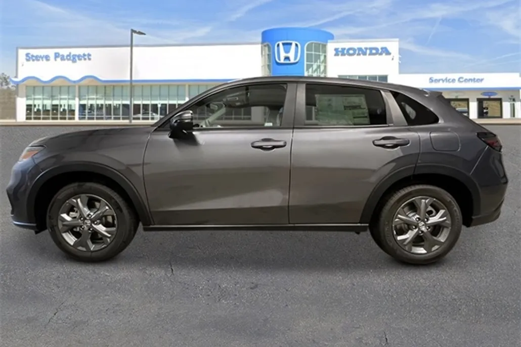 2026 Honda HR-V LX photo 1