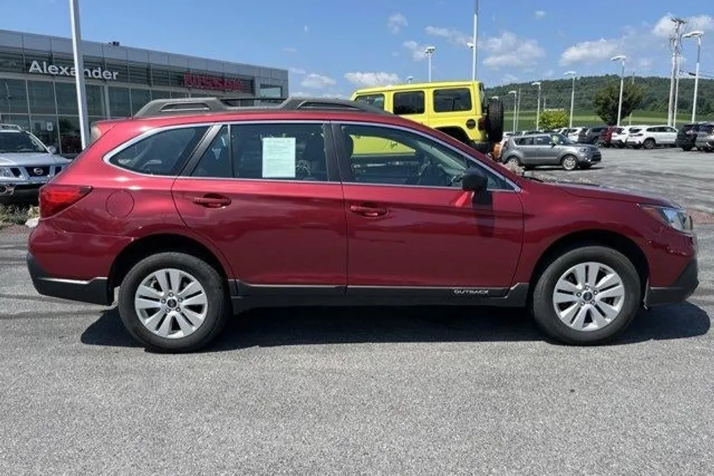 2019 Subaru Outback 2.5i photo 1