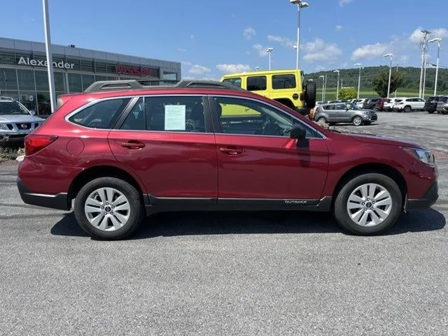 2019 Subaru Outback 2.5i photo 1