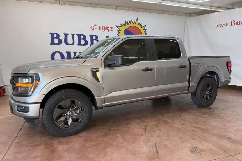 2025 Ford F-150 STX photo 1