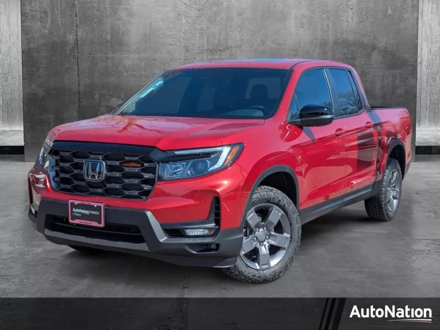 2025 Honda Ridgeline TrailSport photo 1