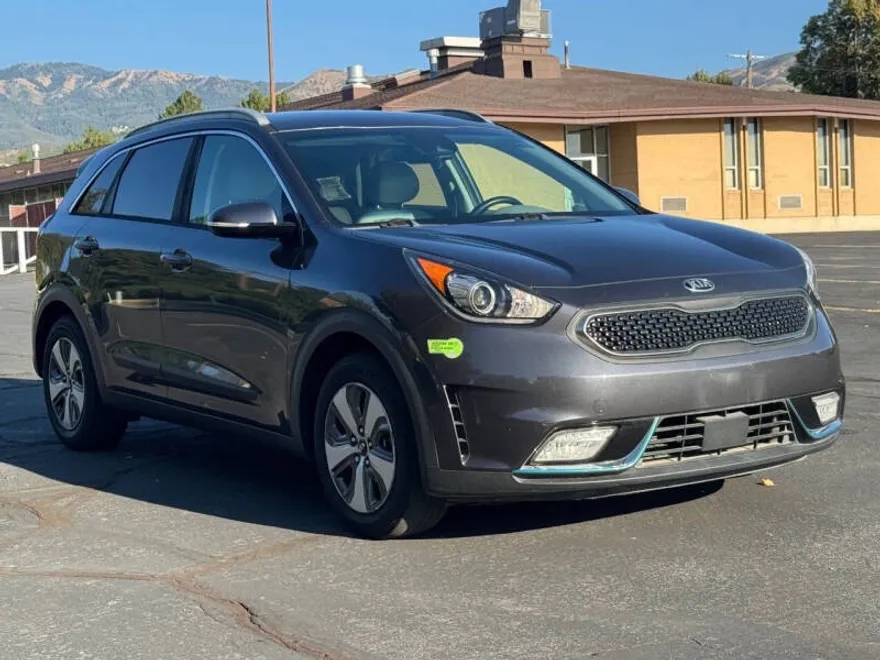 2019 Kia Niro Plug-In Hybrid EX photo 1