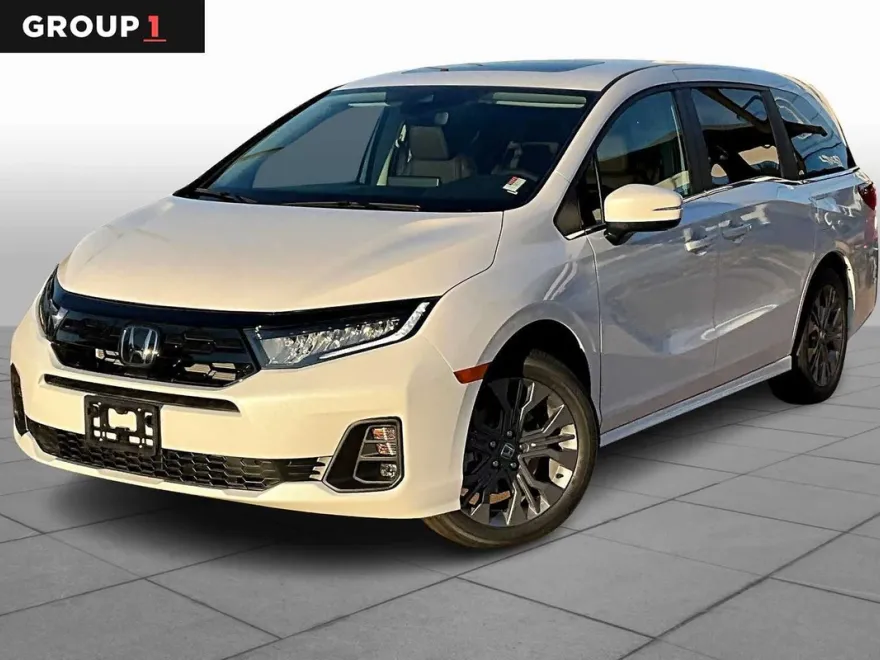 2025 Honda Odyssey Touring photo 1