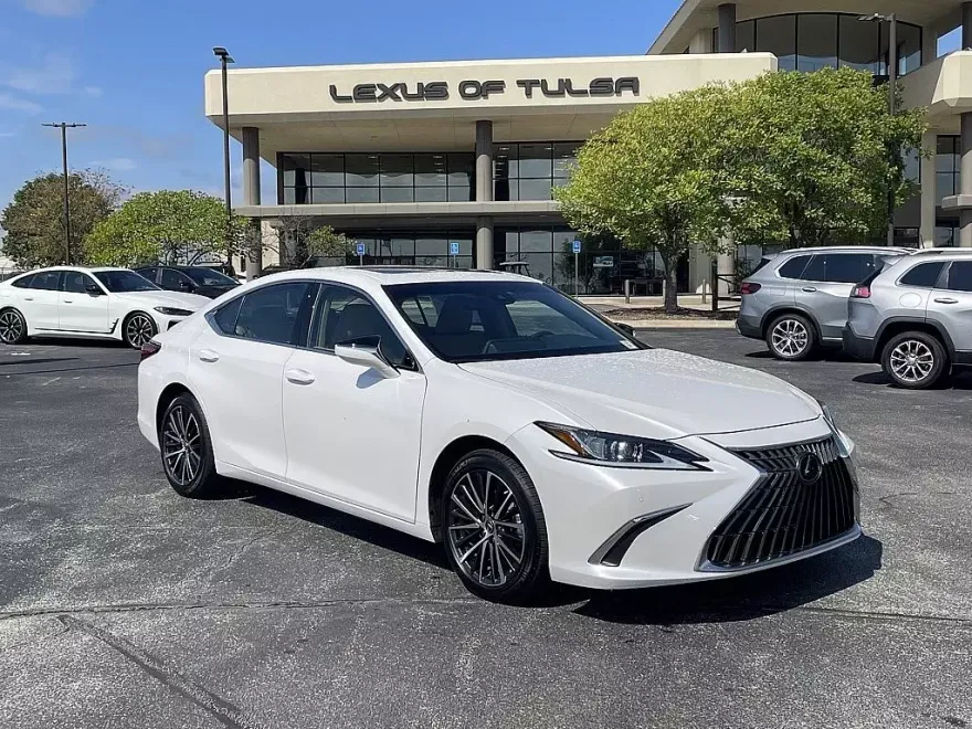 2024 Lexus ES 250 Premium photo 1