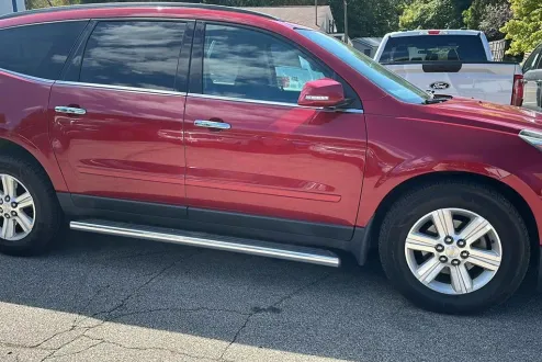 2014 Chevrolet Traverse 1LT photo 3