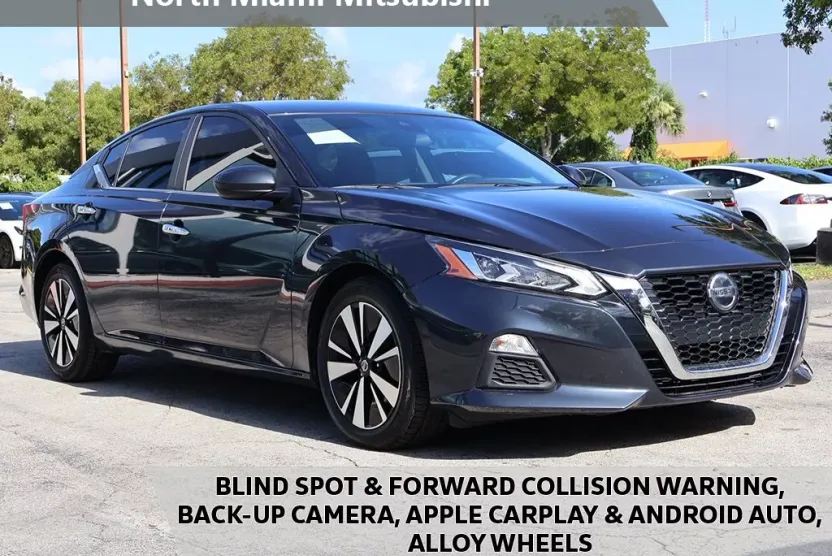 2022 Nissan Altima 2.5 SV photo 1