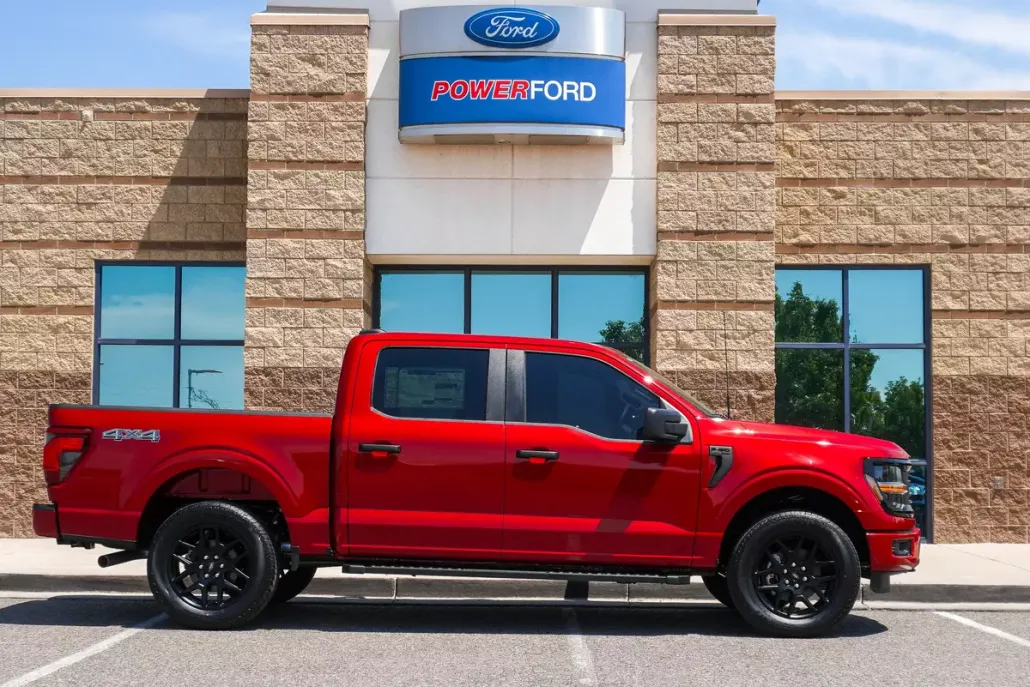 2025 Ford F-150 STX photo 1