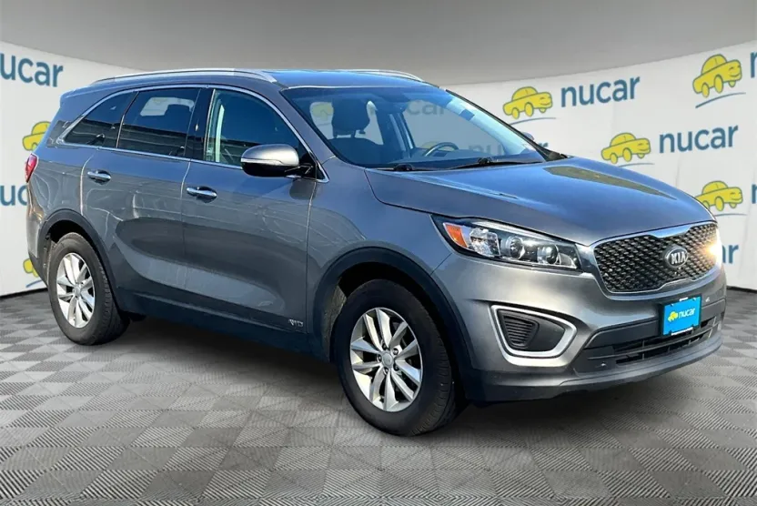 2018 Kia Sorento LX photo 1