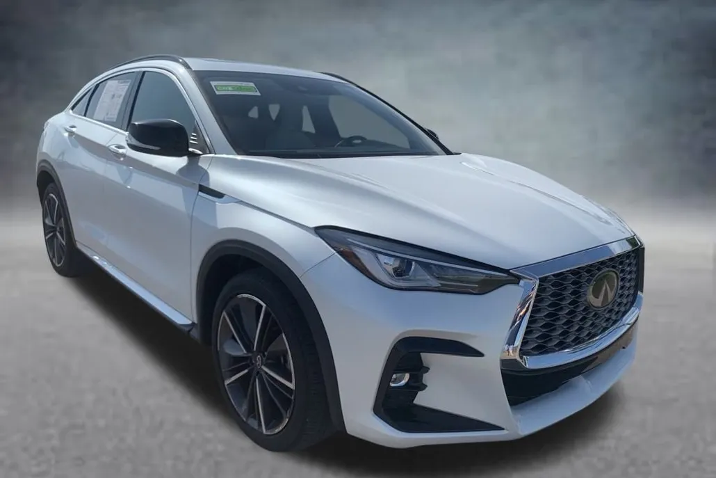 2024 Infiniti QX55 Luxe photo 1