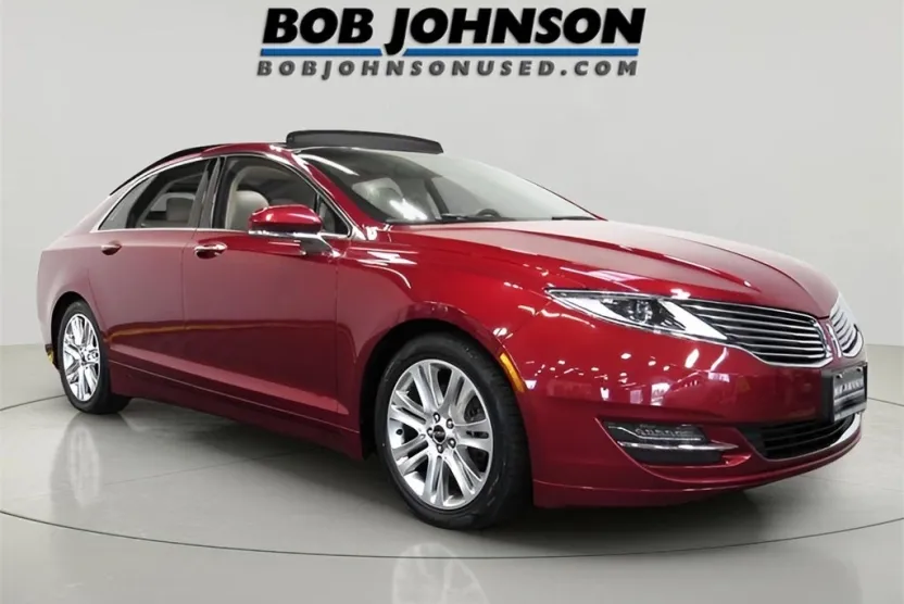 2016 Lincoln MKZ Base photo 1