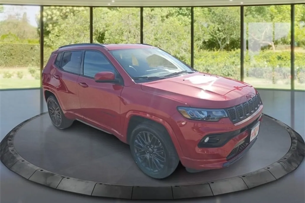2023 Jeep Compass Red Edition photo 1