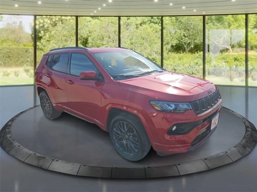 2023 Jeep Compass Red Edition photo 1