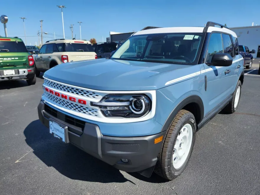 2025 Ford Bronco Sport Heritage photo 1