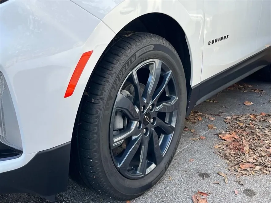 2022 Chevrolet Equinox RS photo 1