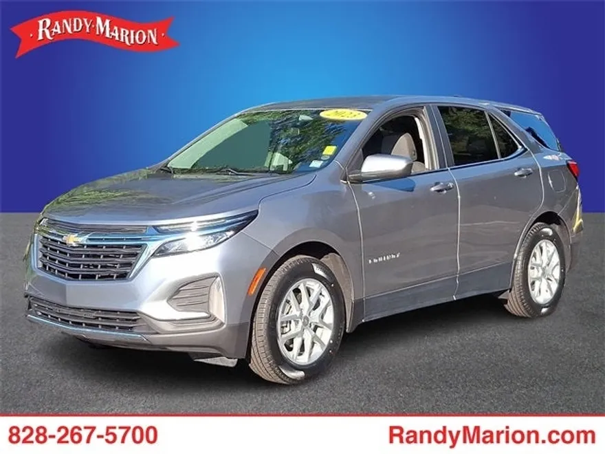 2023 Chevrolet Equinox LT photo 1