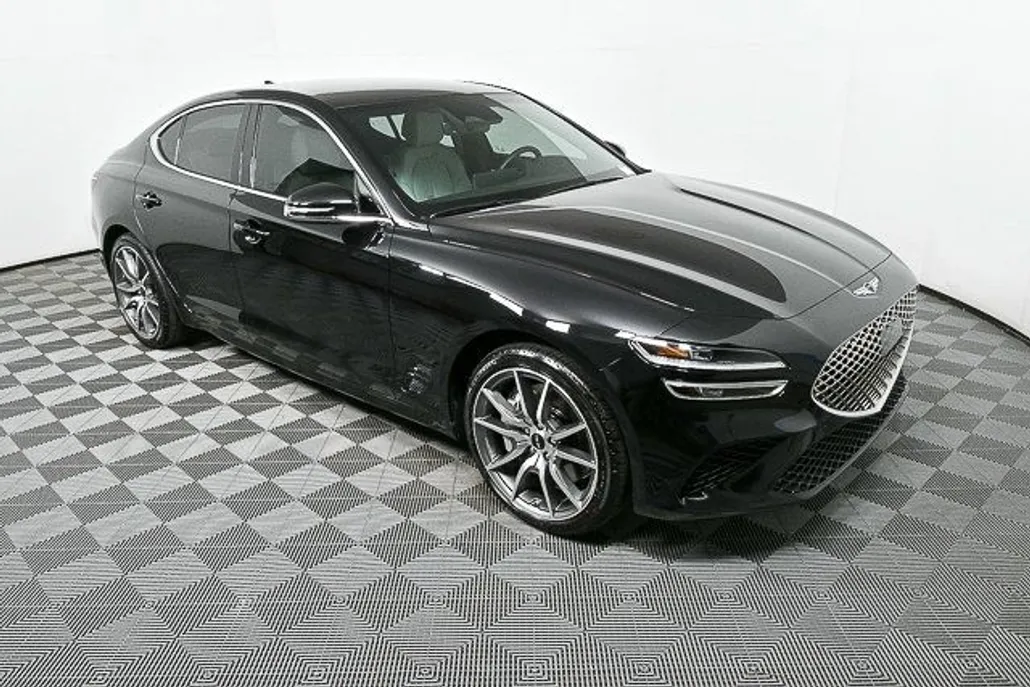 2025 Genesis G70 2.5T photo 1