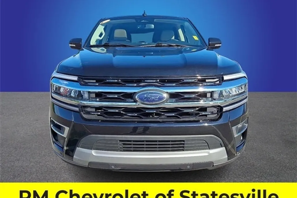 2024 Ford Expedition MAX Limited photo 1