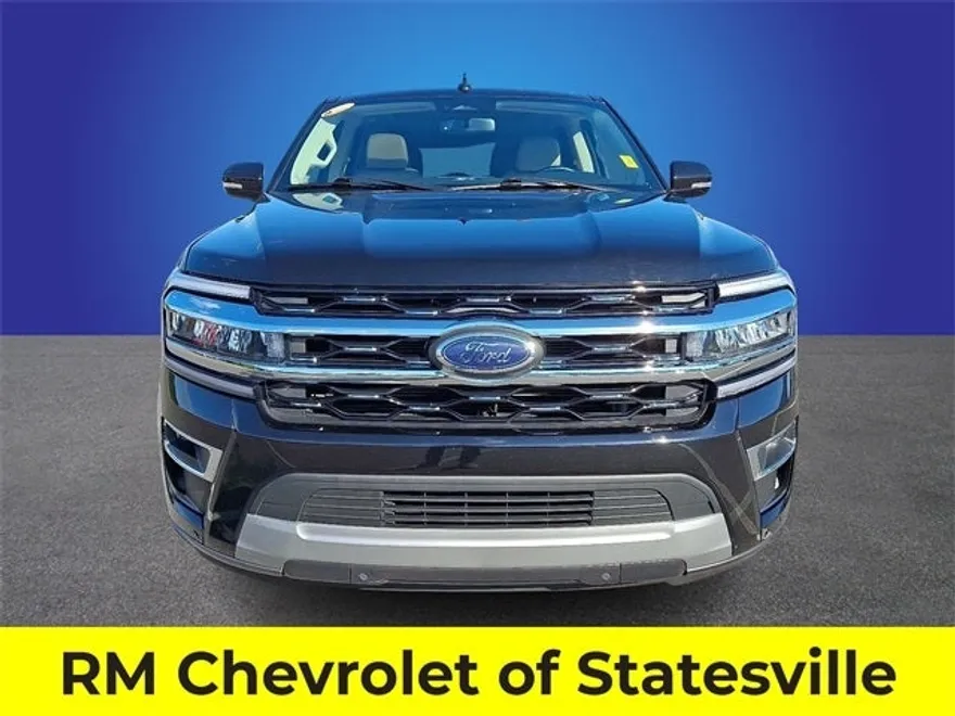 2024 Ford Expedition MAX Limited photo 1