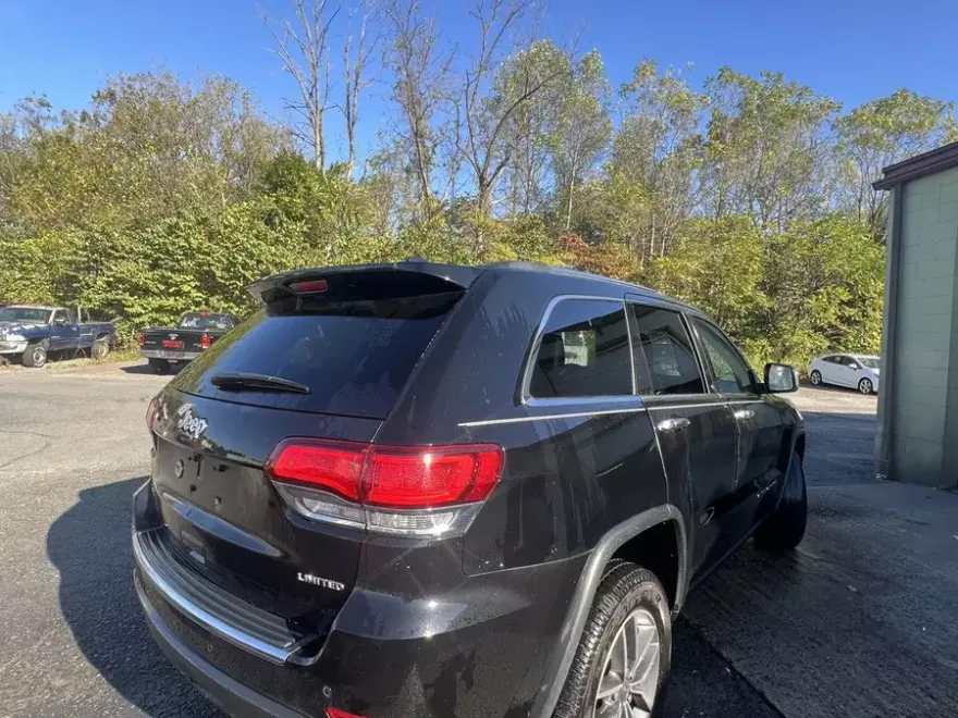 2021 Jeep Grand Cherokee Limited photo 1