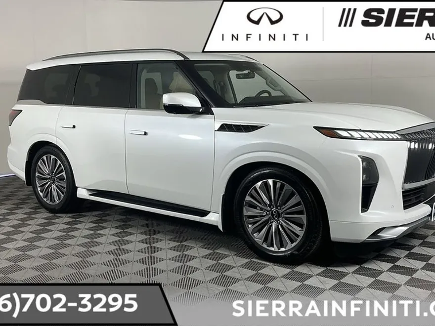 2025 Infiniti QX80 Luxe photo 1
