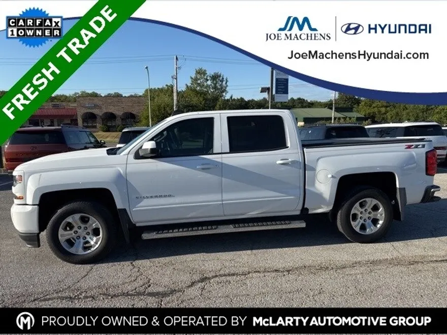 2018 Chevrolet Silverado 1500 LT photo 1