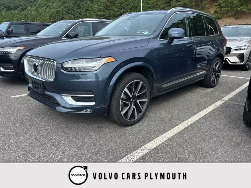 2024 Volvo XC90 Plus photo 1