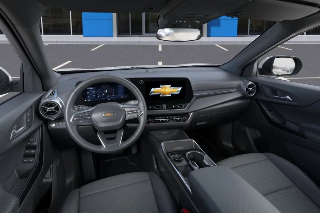 2026 Chevrolet Equinox LT photo 1
