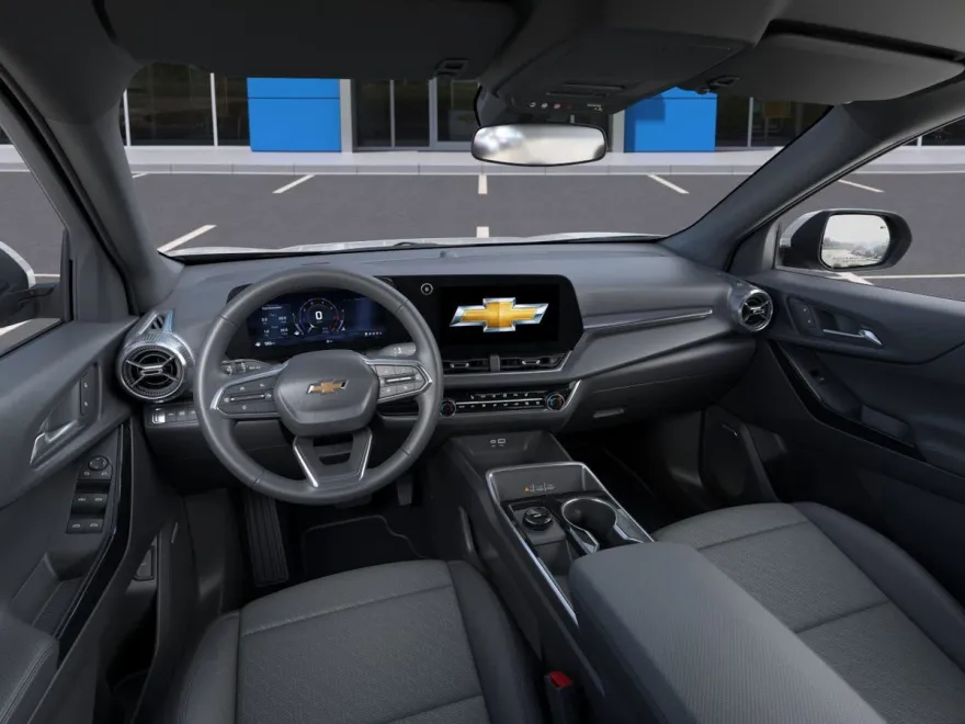 2026 Chevrolet Equinox LT photo 1