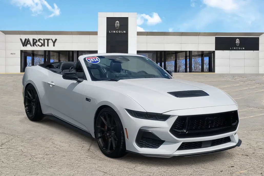 2024 Ford Mustang GT Premium photo 1
