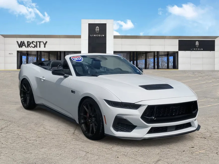 2024 Ford Mustang GT Premium photo 1