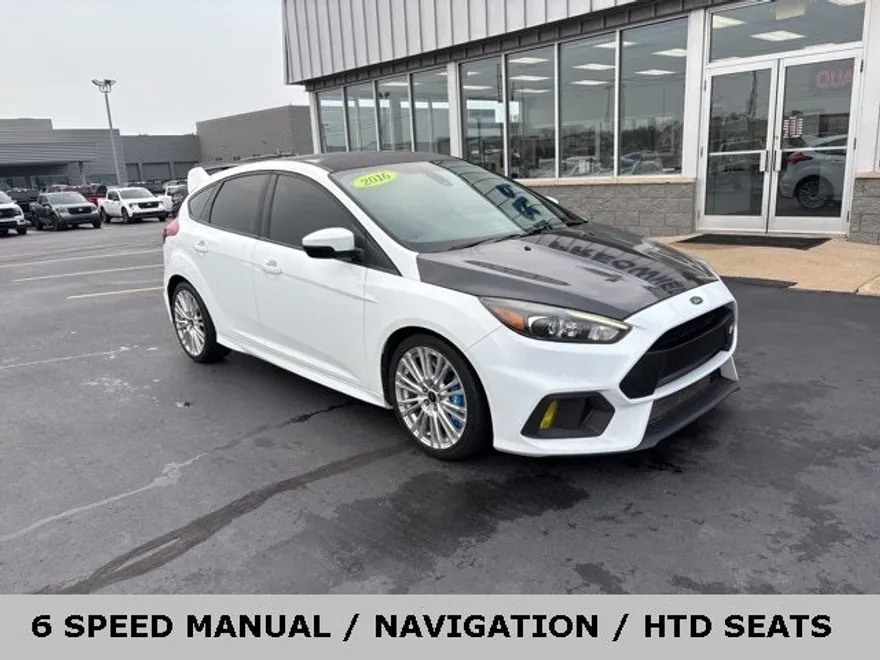 2016 Ford Focus RS photo 1