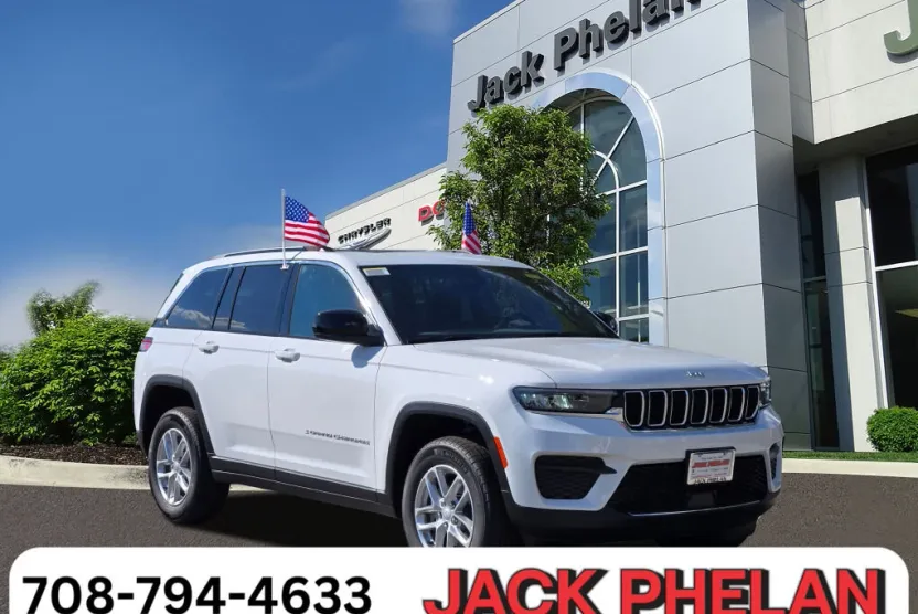 2025 Jeep Grand Cherokee Laredo photo 1