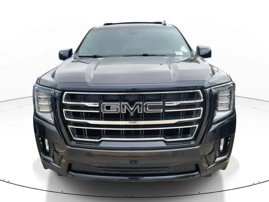2022 Gmc Yukon XL SLT photo 1