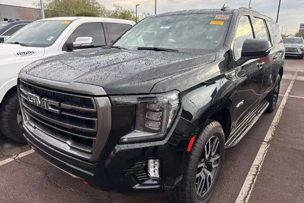 2021 Gmc Yukon XL AT4 photo 1