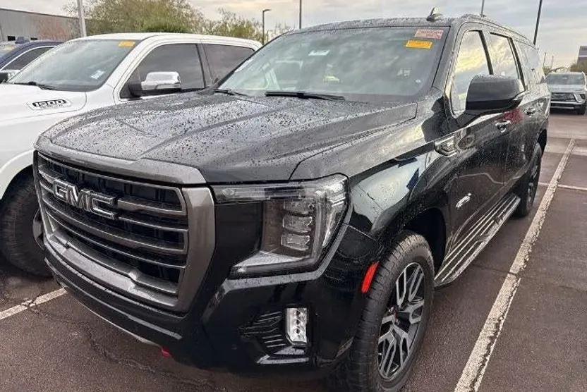 2021 Gmc Yukon XL AT4 photo 1