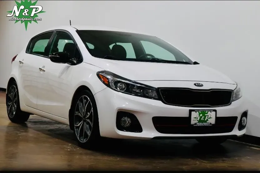 2017 Kia Forte EX SX photo 1