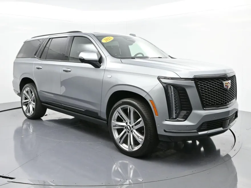 2025 Cadillac Escalade Sport photo 1
