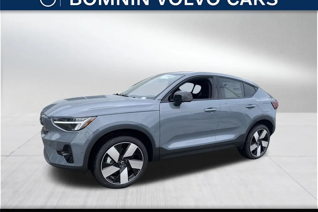 2023 Volvo C40 Recharge Plus photo 1