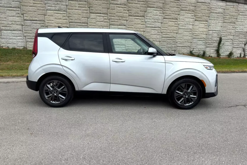 2021 Kia Soul LX S X-Line photo 1