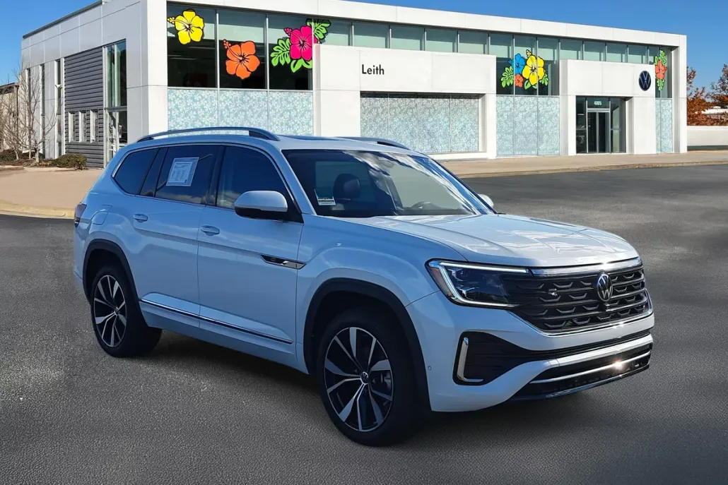 2025 Volkswagen Atlas SEL Premium R-Line photo 1